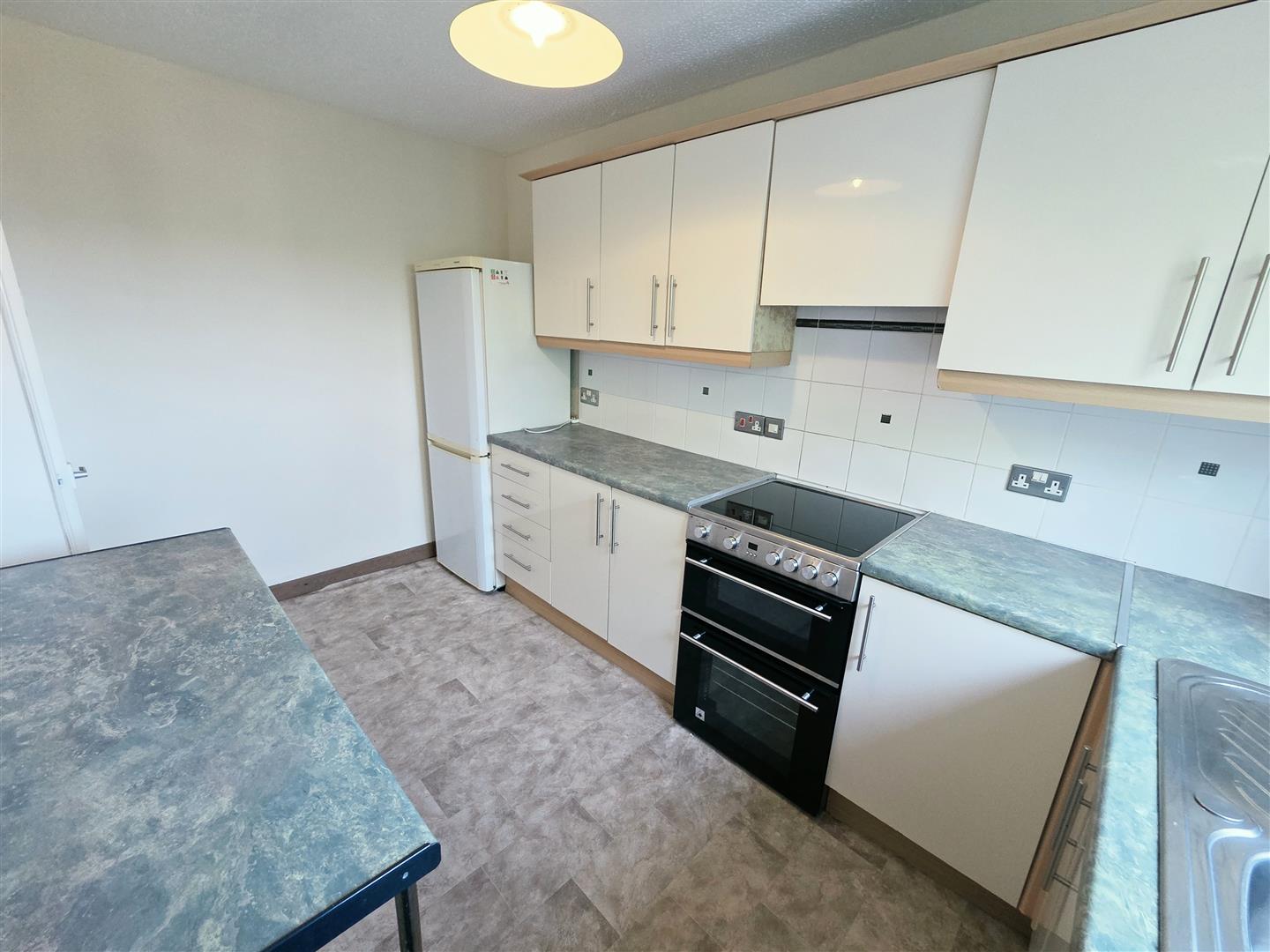 Abernethy Quay, Marina, Swansea, SA1 1UF